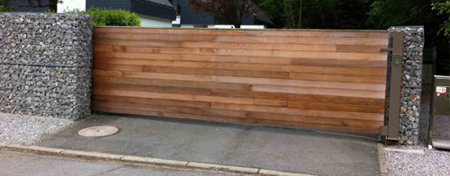 portail en bois